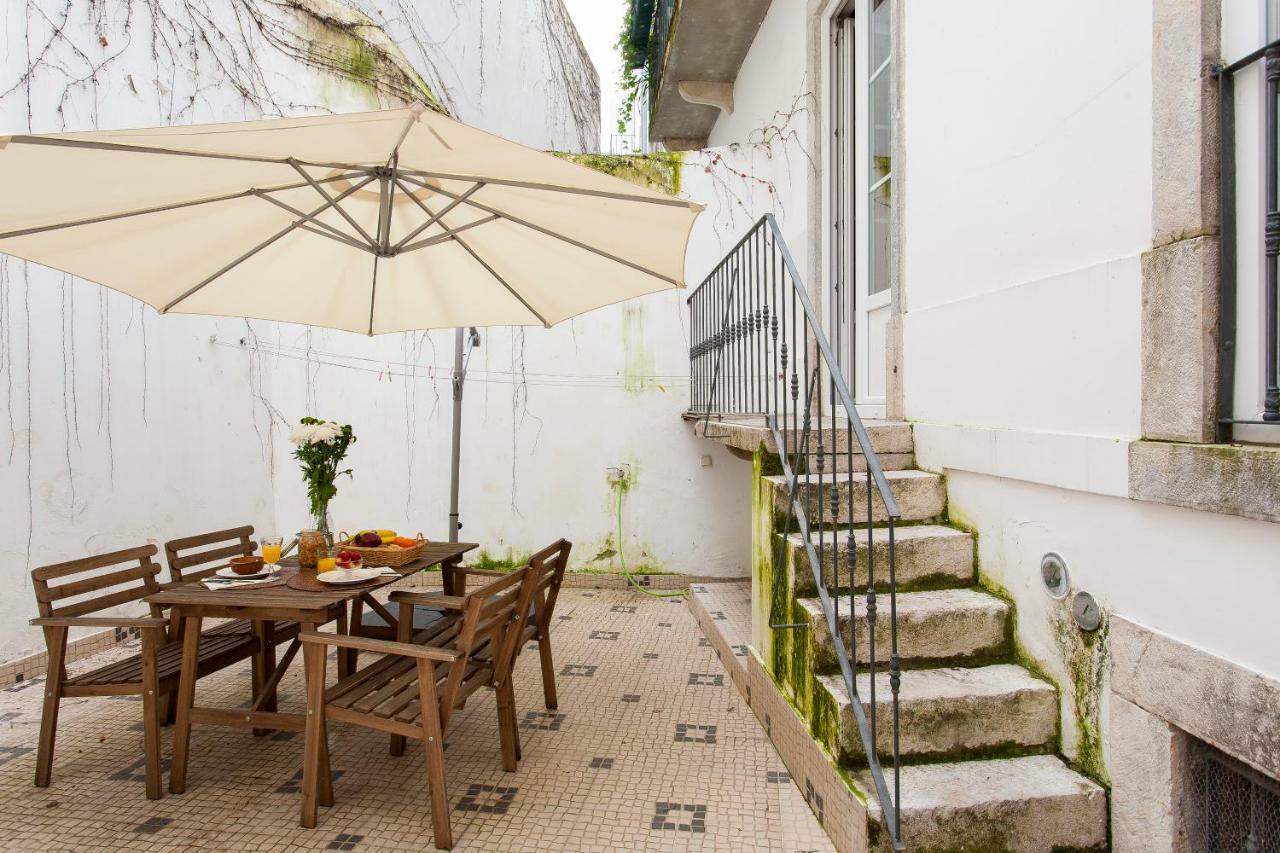 Bairro Alto 3 Bedroom Patio Flat! Лиссабон Экстерьер фото