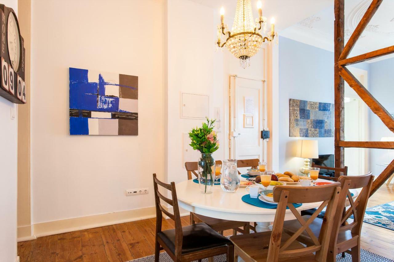Bairro Alto 3 Bedroom Patio Flat! Лиссабон Экстерьер фото