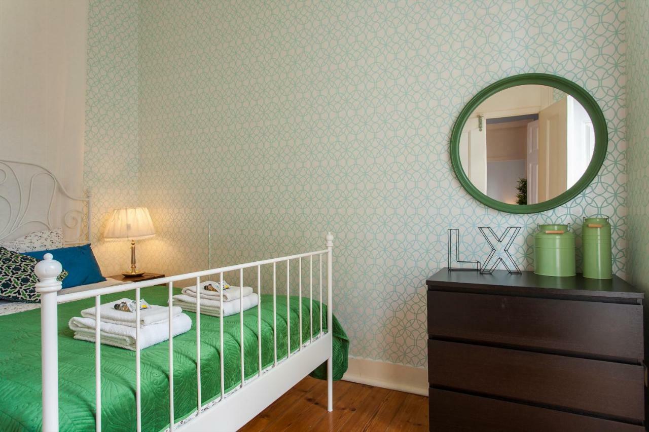 Bairro Alto 3 Bedroom Patio Flat! Лиссабон Экстерьер фото