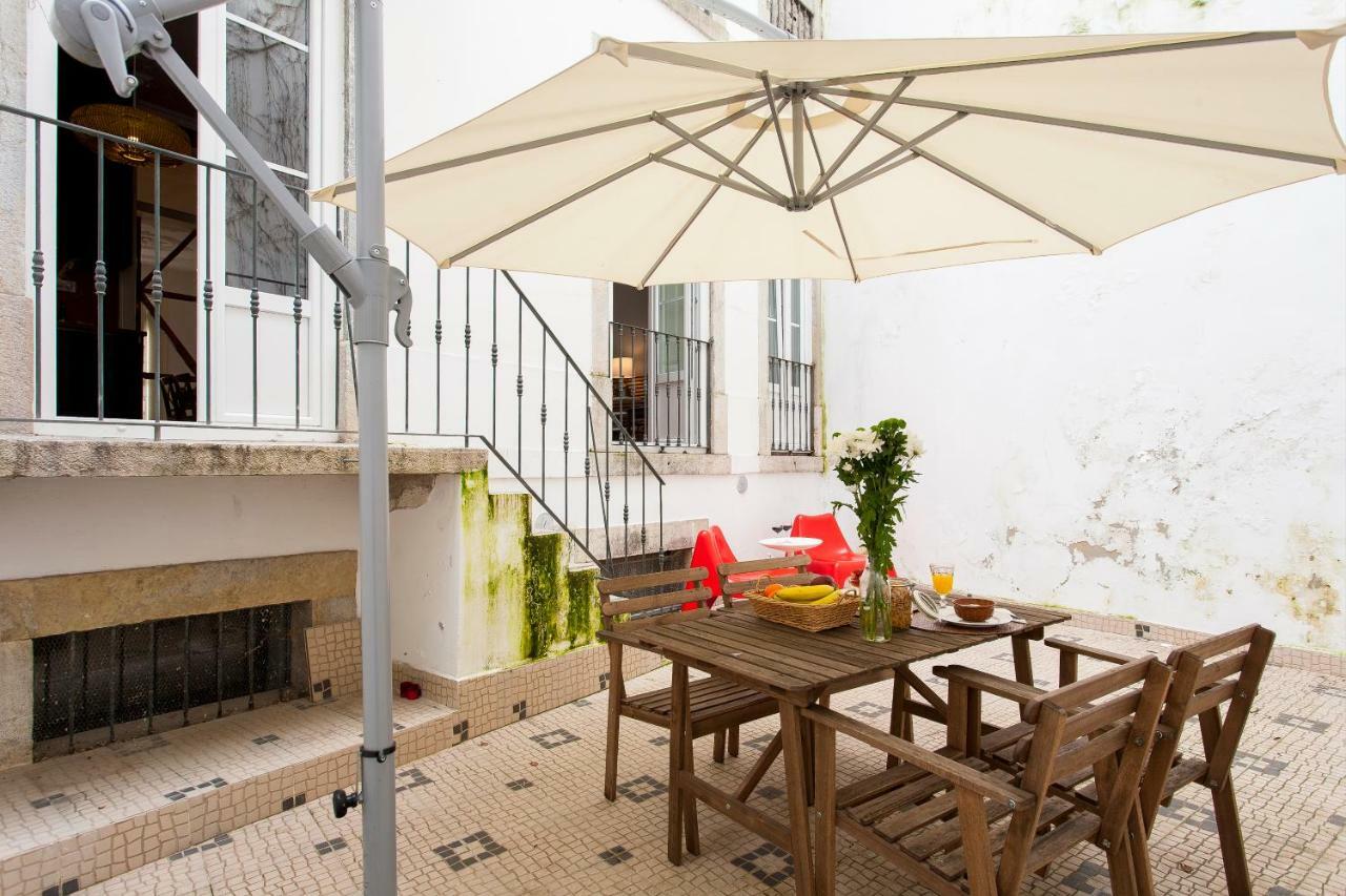 Bairro Alto 3 Bedroom Patio Flat! Лиссабон Экстерьер фото
